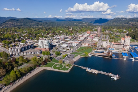 COEUR_D-ALENE-ID Coeur d’Alene Idaho cityscape view